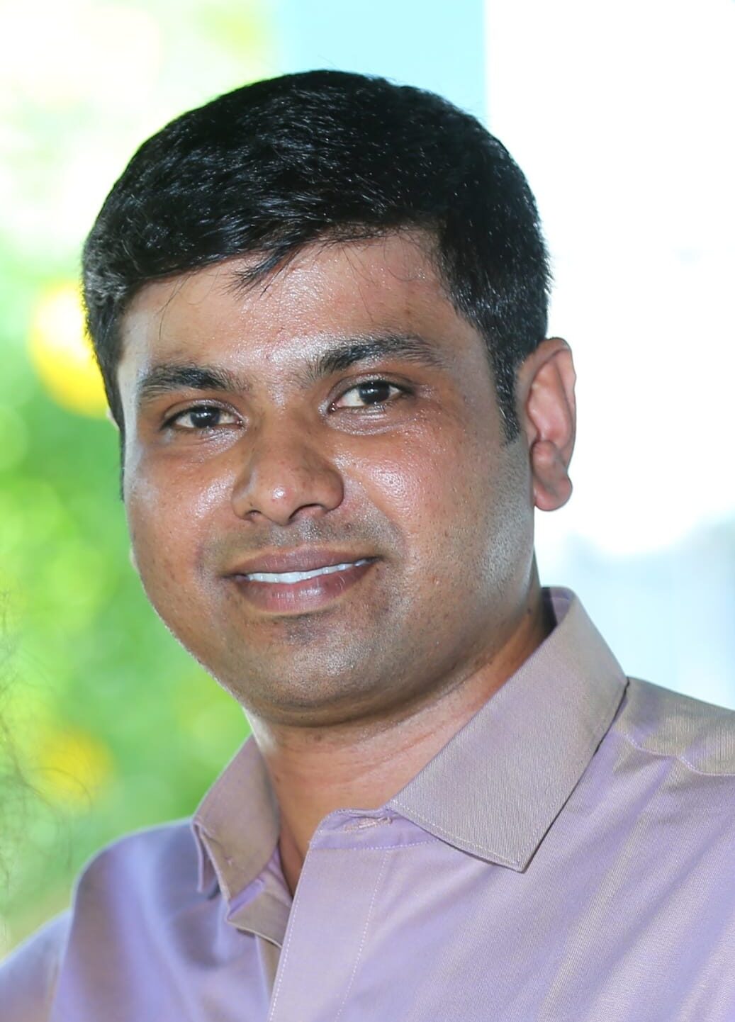 Dr. Vinay Vindas, Chief Dental Surgeon at Swiss Dental Bangalore